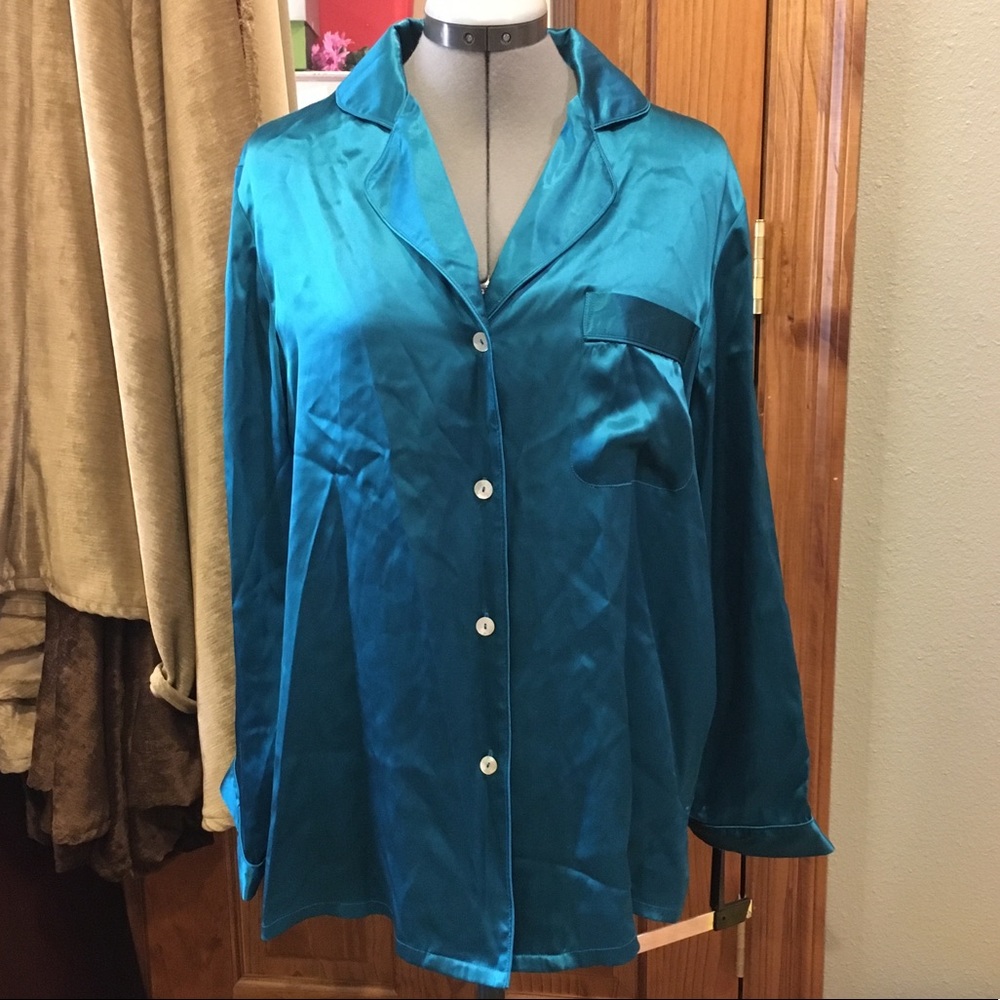 Nottibianche by Cabernet silk pjs